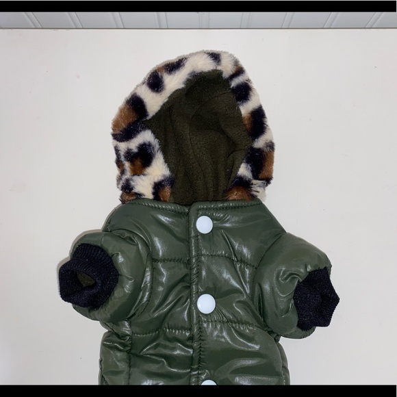 PETS - TINY DOG PUFFER COAT/JACKET - FLEECE LINES - HOOD w/Snaps - NEVER WORN - Picture 2 of 10